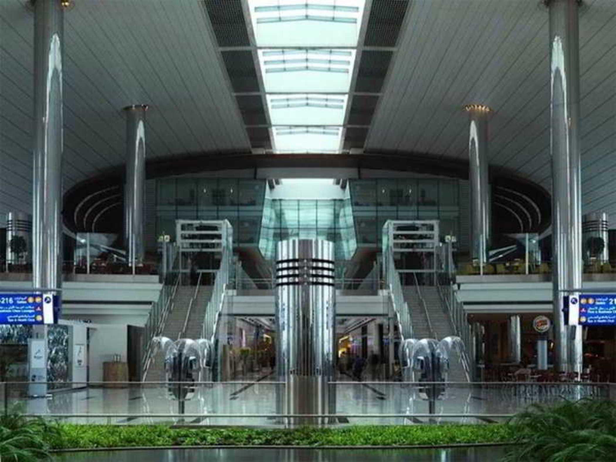 Dubai International Terminal Hotel Exterior foto Interior of KLIA